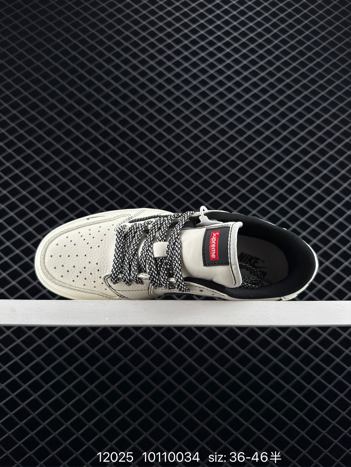 Travis Scott x Air Jordan 1 ” Reverse Mocha “